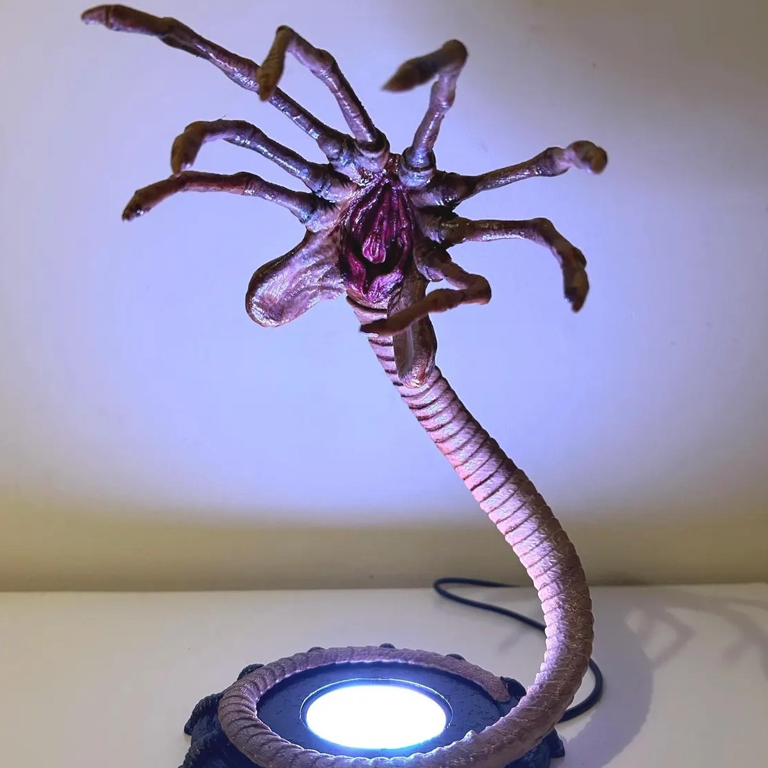 Neon Sign Party - Lampe Alien Facehugger, veilleuse, décoration de